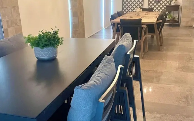 Charming Oroklini Penthouse With Ocean V