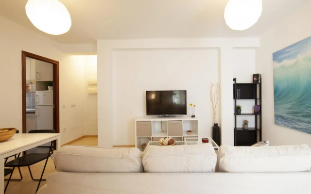 CERVANTES Apartment 34 2BR 1BT