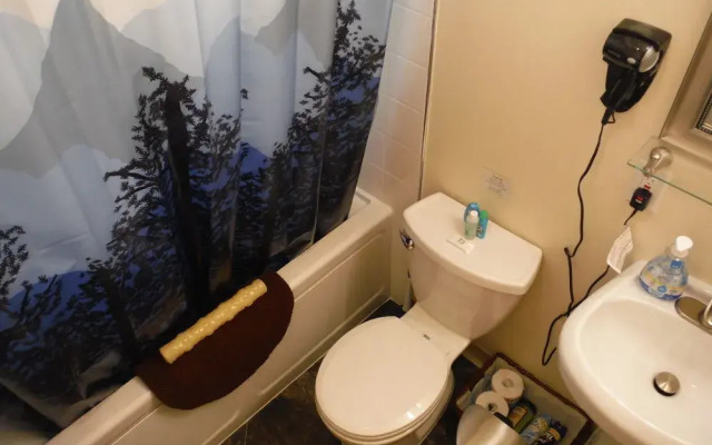 Talkeetna Love-Lee Cabins