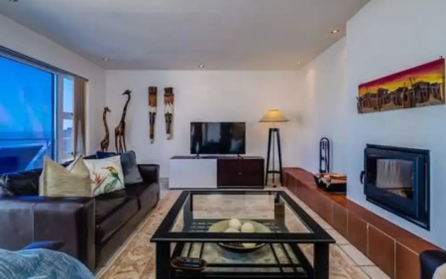 Immaculate Penthouse w Views Splash Pool CBT Penthouse