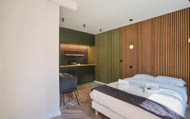 Superb Studio in Neuilly Porte Maillot