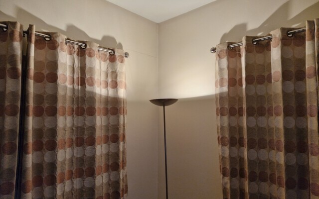 Impeccable 1-bed Apartment in Purfleet