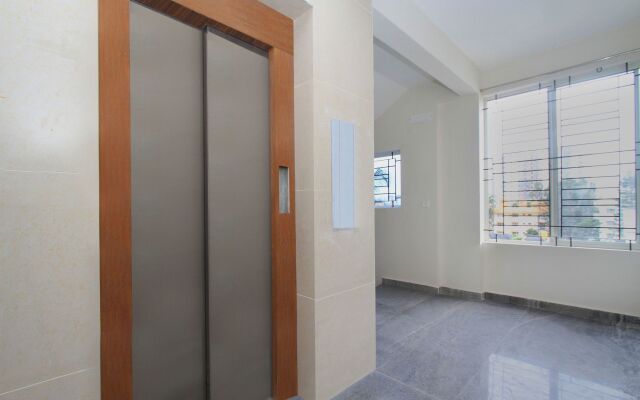 OYO 9419 Manu Residency