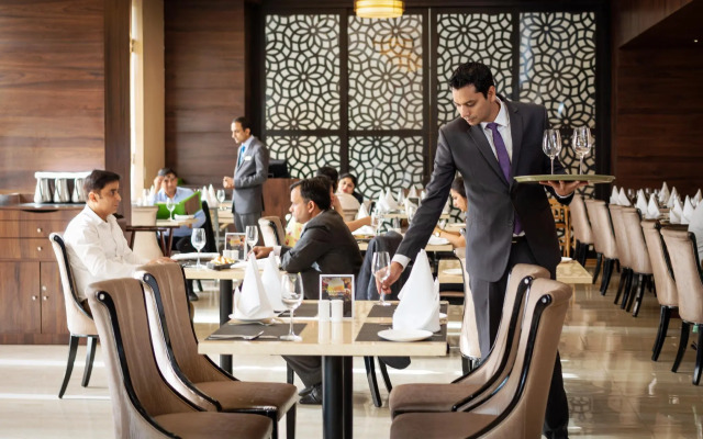 Golden Tulip Suites Gurgaon