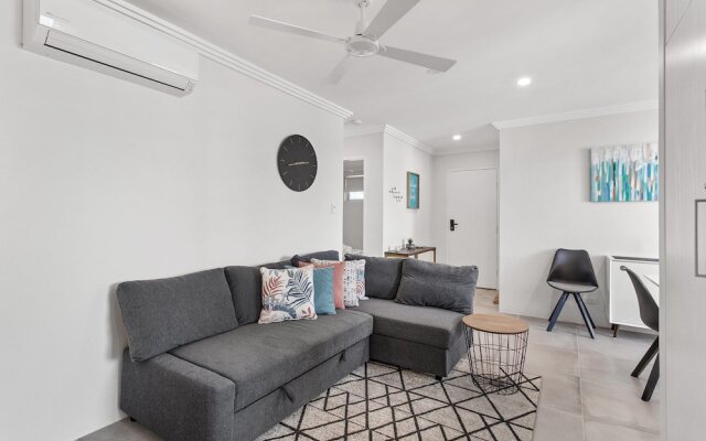Bay Village, Unit 11/47 Shoal Bay Road