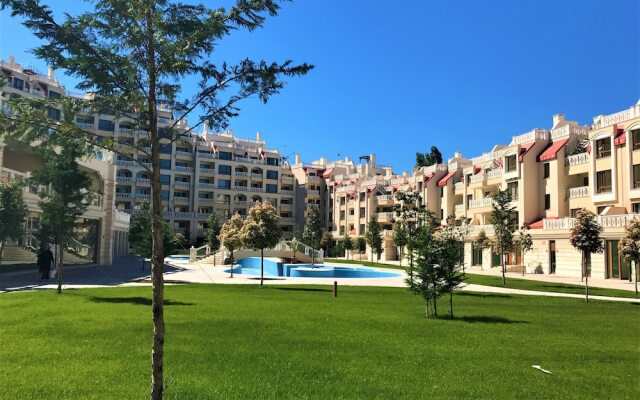 Waterfront Sea Star 2 bedroom Apartment