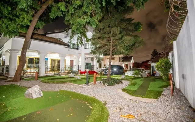 The Winford Boutique Hotel Airport