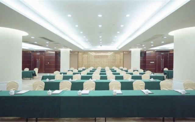 Zhenghe International Hotel