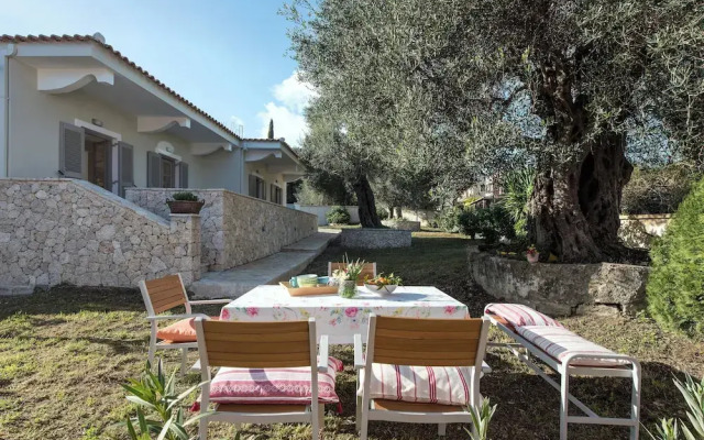 Verde Olive Three-Bedroom Holiday Home by Konnect