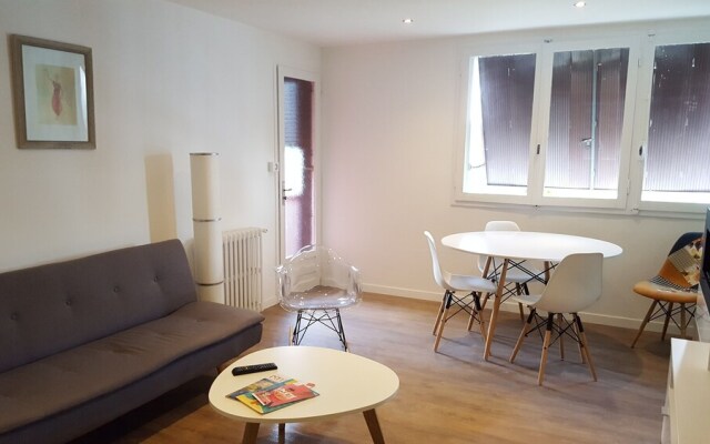 Appartement deux chambres proche centre