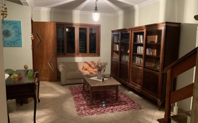 Espaço gourmet e home-office na Granja Viana