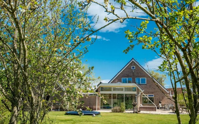 Scenic Villa Near Bergen Close To the Sea