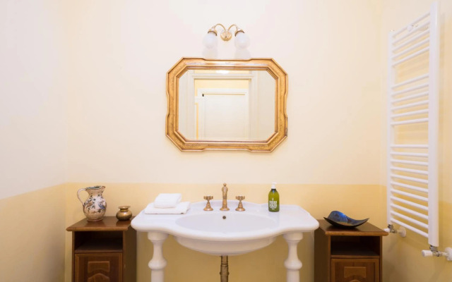 Relais La Foleia - Luxury Villa with private lake