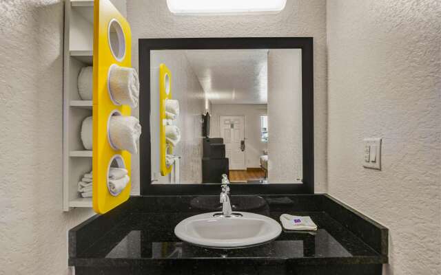 Motel 6 Moultrie, GA