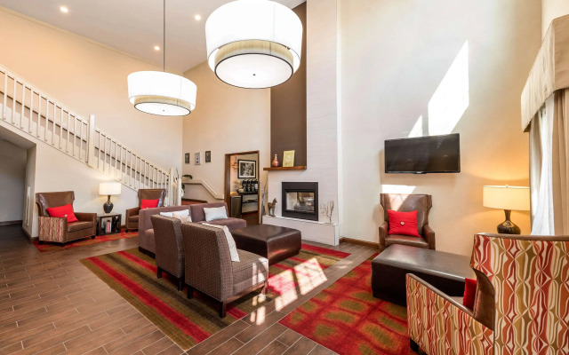 Quality Inn & Suites University Fort Collins