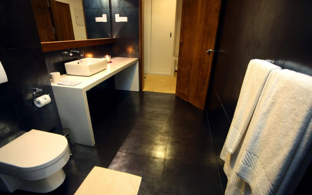 Randholee Resort & Spa