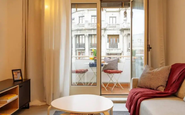Pop Art Flat - Bright 2BR near the Old Town