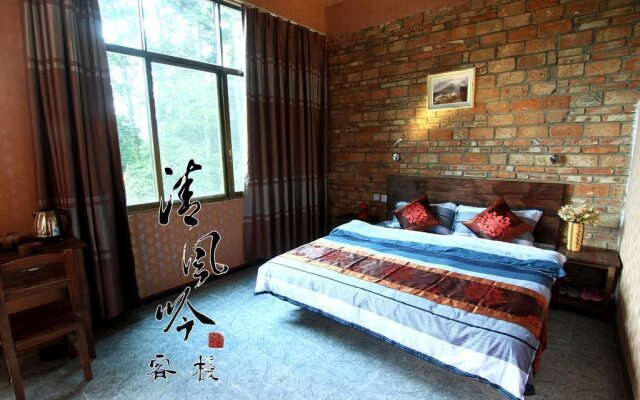 Wind's Whisper Inn Yuanyang