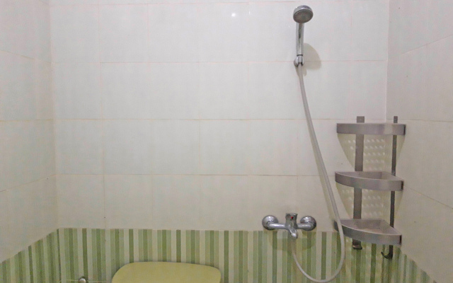 OYO 1815 Gatsu Residence