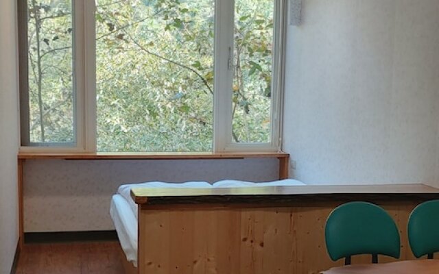 Sanhua B & B