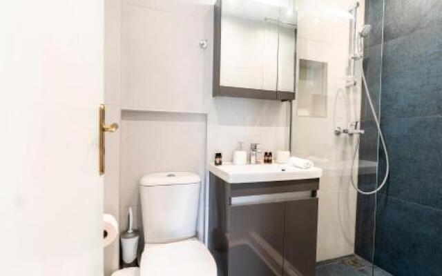 Glyfada Glass-Walled Designed Apt