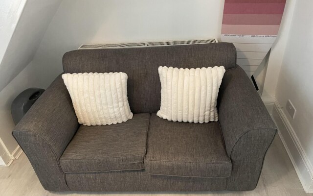 Charming 2-bed House in Wavertree Liverpool