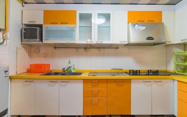 Jiayuhuxiao Apartment
