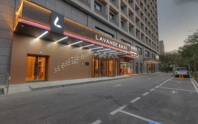 Lavande Hotel  (Urumqi Changchun Road Innovation Square Branch)