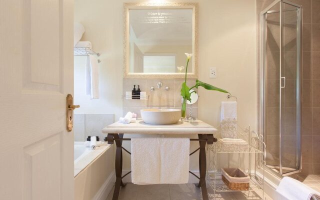 Villa Coloniale Schumacher Luxury Retreat