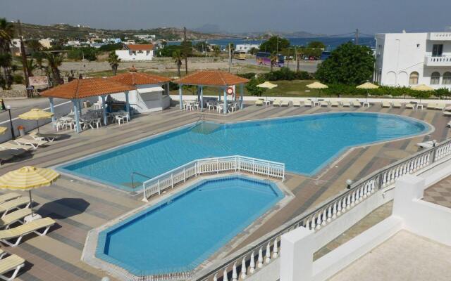Kamari Bay Hotel