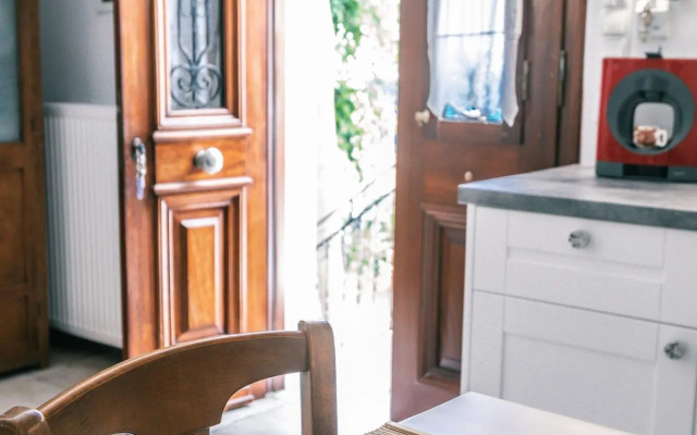 Arco Naxos Luxury Apartments