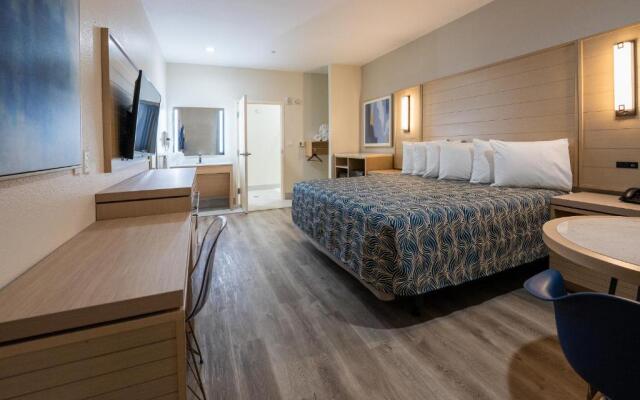 Palace Inn Blue Iah East