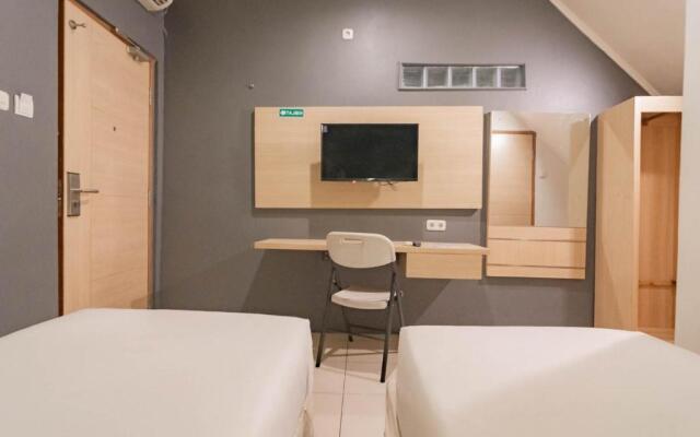 RedDoorz At Hotel Arimbi Dewi Sartika Baru