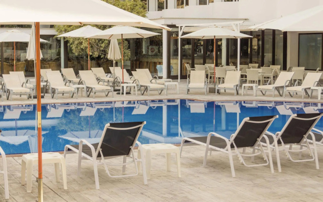 Sentido Fido Tucan - Adults Only