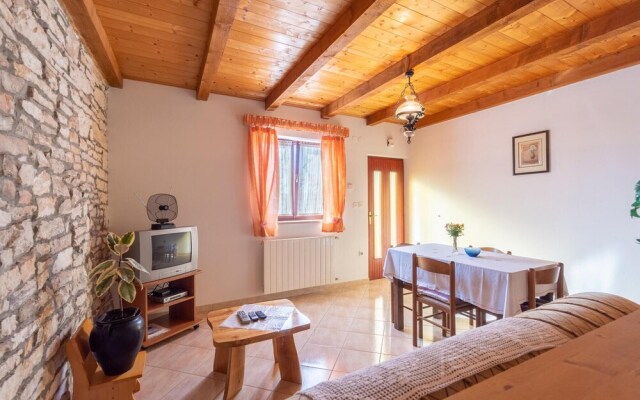 Awesome Home in Hrboki With 1 Bedrooms and Wifi