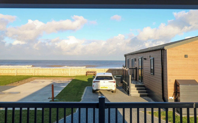The Sea Lodge