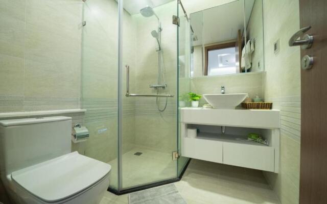 BOM HOMES- VINHOMES METROPOLIS-Service Apartment