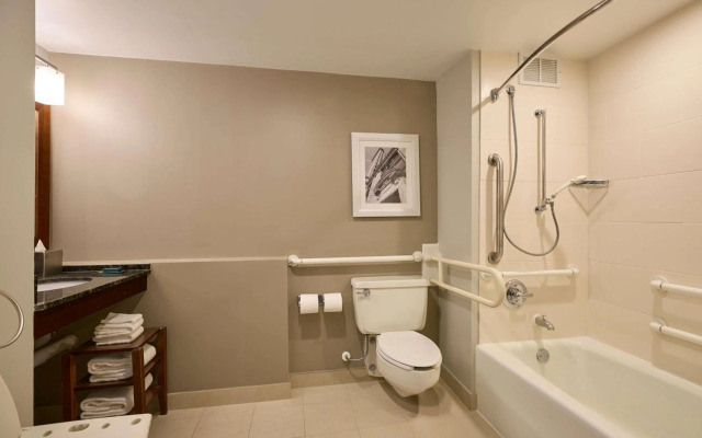 DoubleTree by Hilton Minneapolis Airport, MN