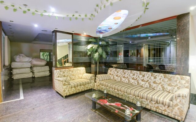 Hotel Galaxy Residency By OYO Rooms