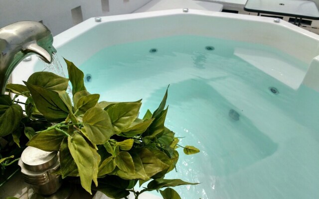 ITO Full 4bedroom House