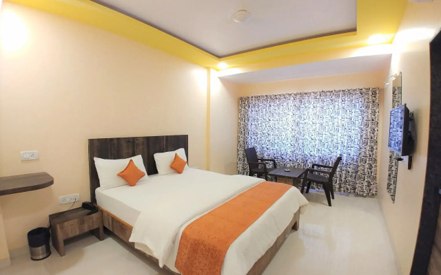 OYO 13150 Mangal Residency