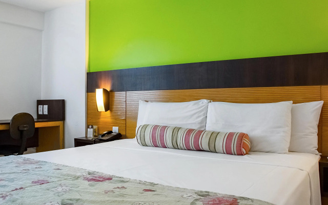 Quality Hotel And Suites Natal