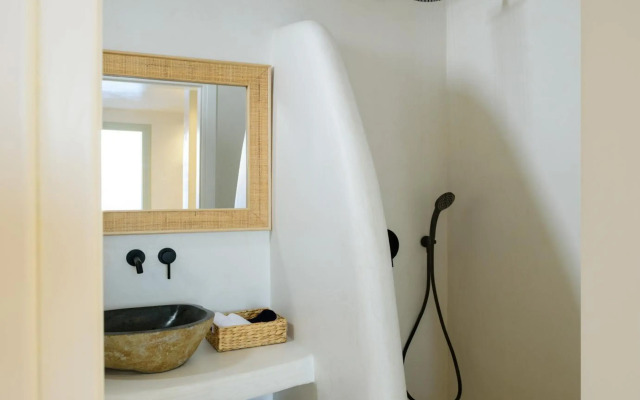 Terra Blanca Suites