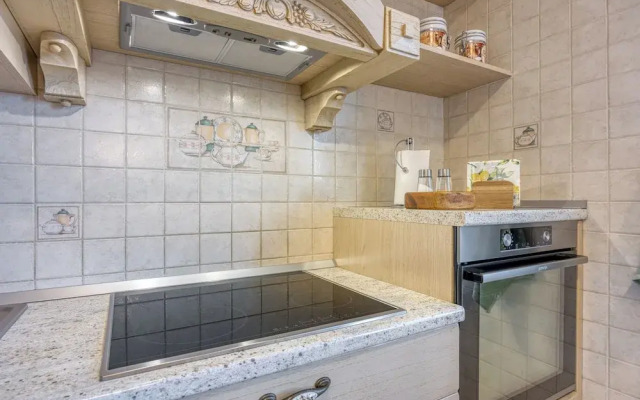 Apartment Smode With Bayview