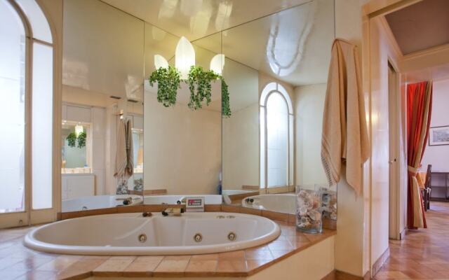 Apartments in Piazza di Spagna