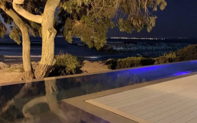 Beach Tower House Luxury Beachfront Villa
