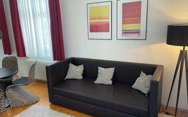 WHLIVING - Apartments & Studios