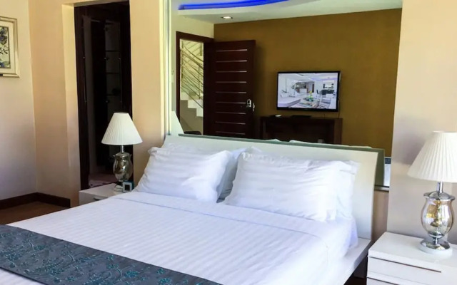 Luxury 4-bedroom Villa in Mactan, Cebu