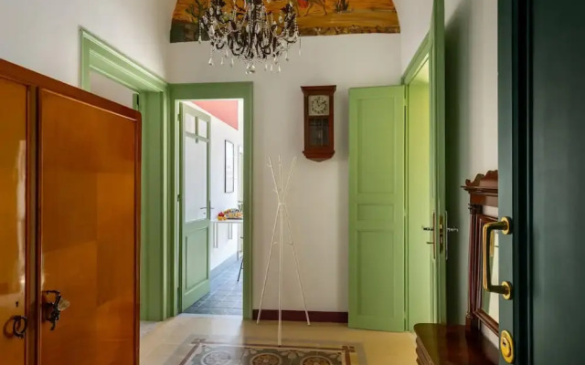 Charming House in Cefal by Wonderful Italy