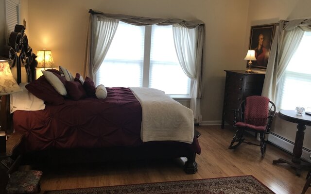 The Pawling House Bed & Breakfast
